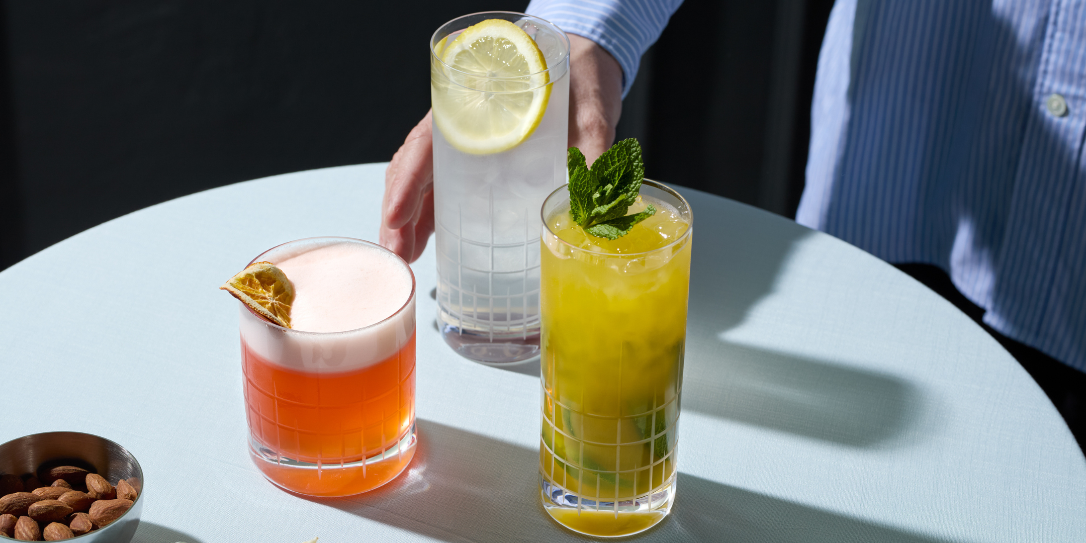 Manhattan Kollektion mit hochwertigen Whiskygläsern online, ideal für stilvolle Cocktailmomente