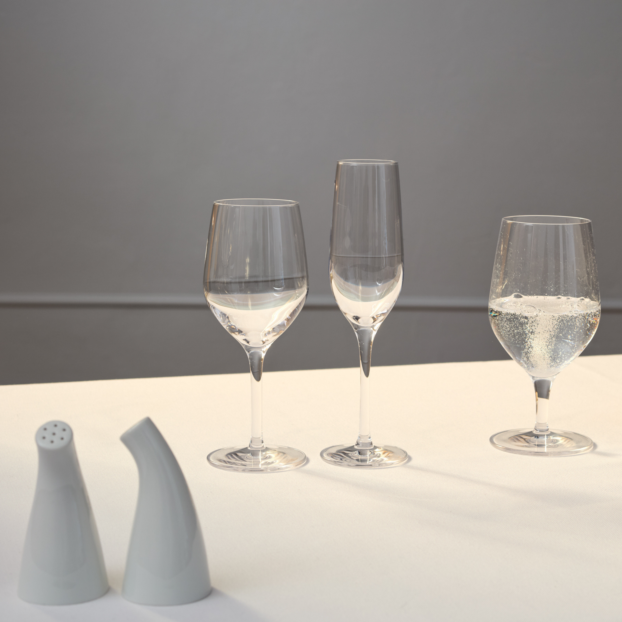 Small White Wine Glass Ultra Set of 6