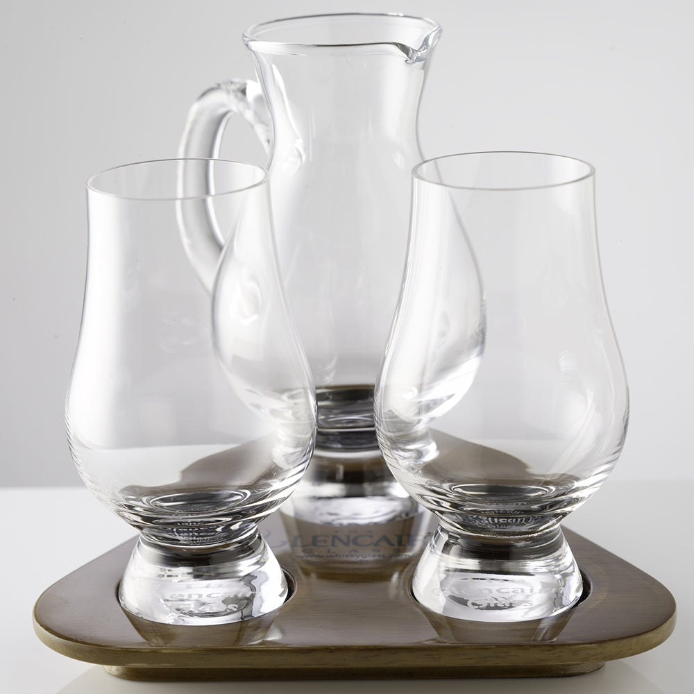 The Glencairn Tasting Set 2 Gläser 1 Krug Holztablett
