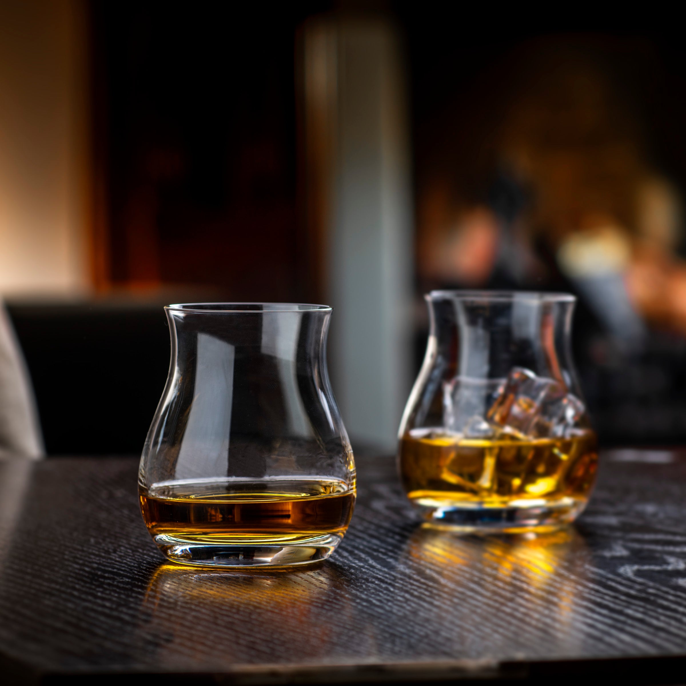 Glencairn Mixer Set kaufen, bestehend aus zwei eleganten Gläsern für Whisky und Cocktails