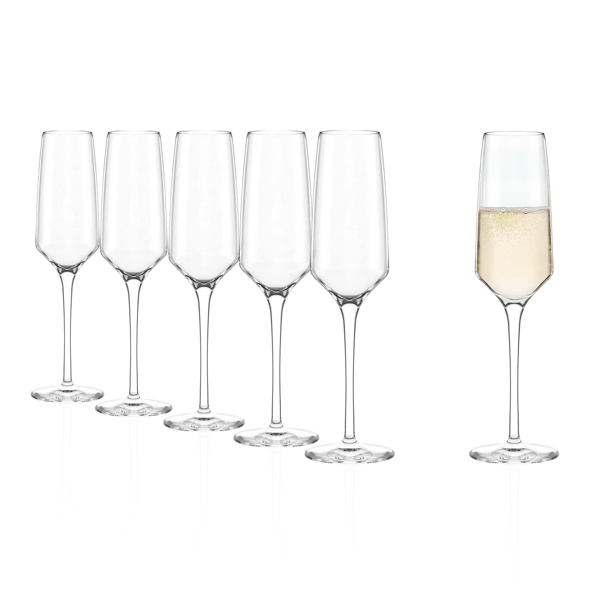 Elegante Sektgläser aus Deutschland in verschiedenen Größen mit sprudelndem Sekt für festliche Anlässe