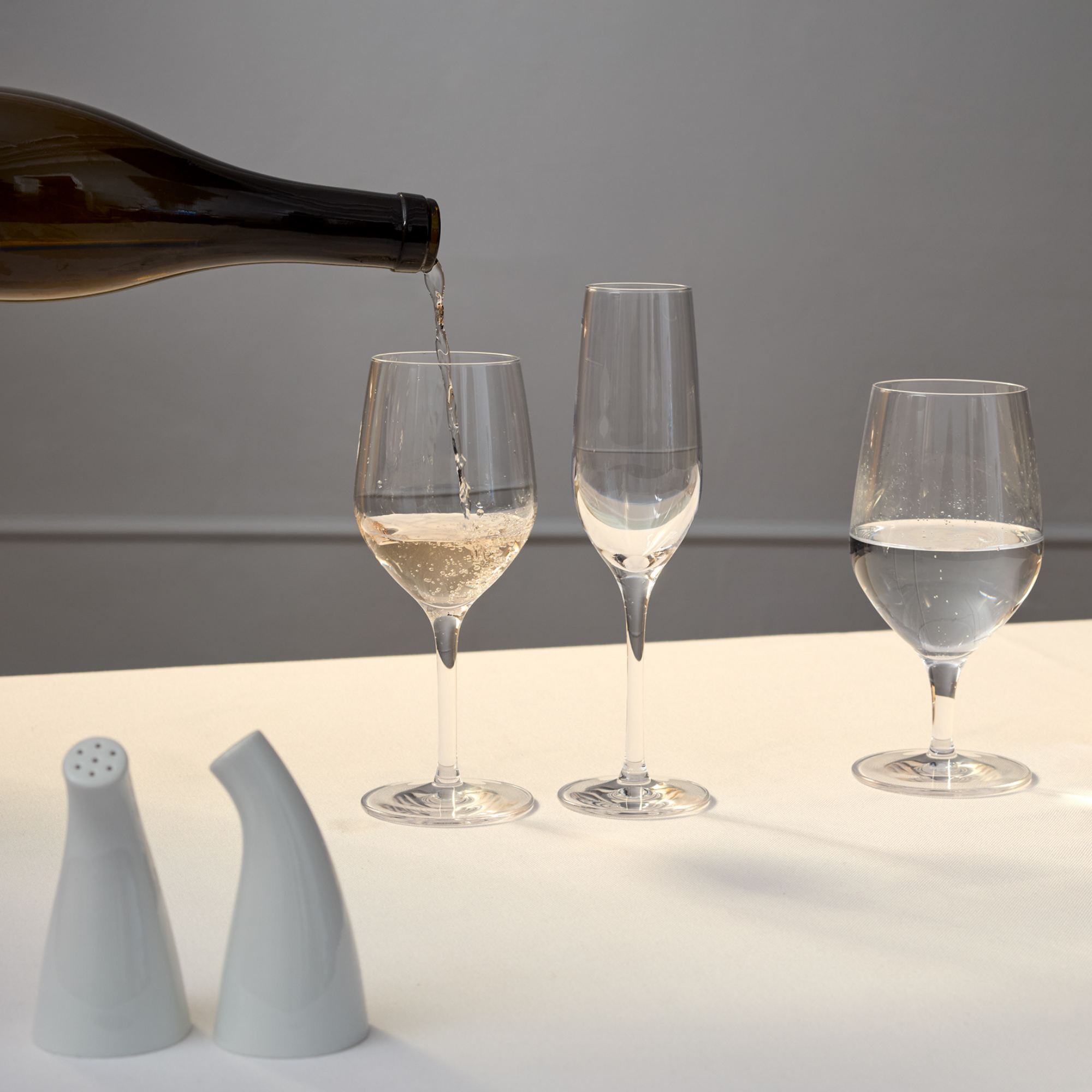 Small White Wine Glass Ultra Set of 6