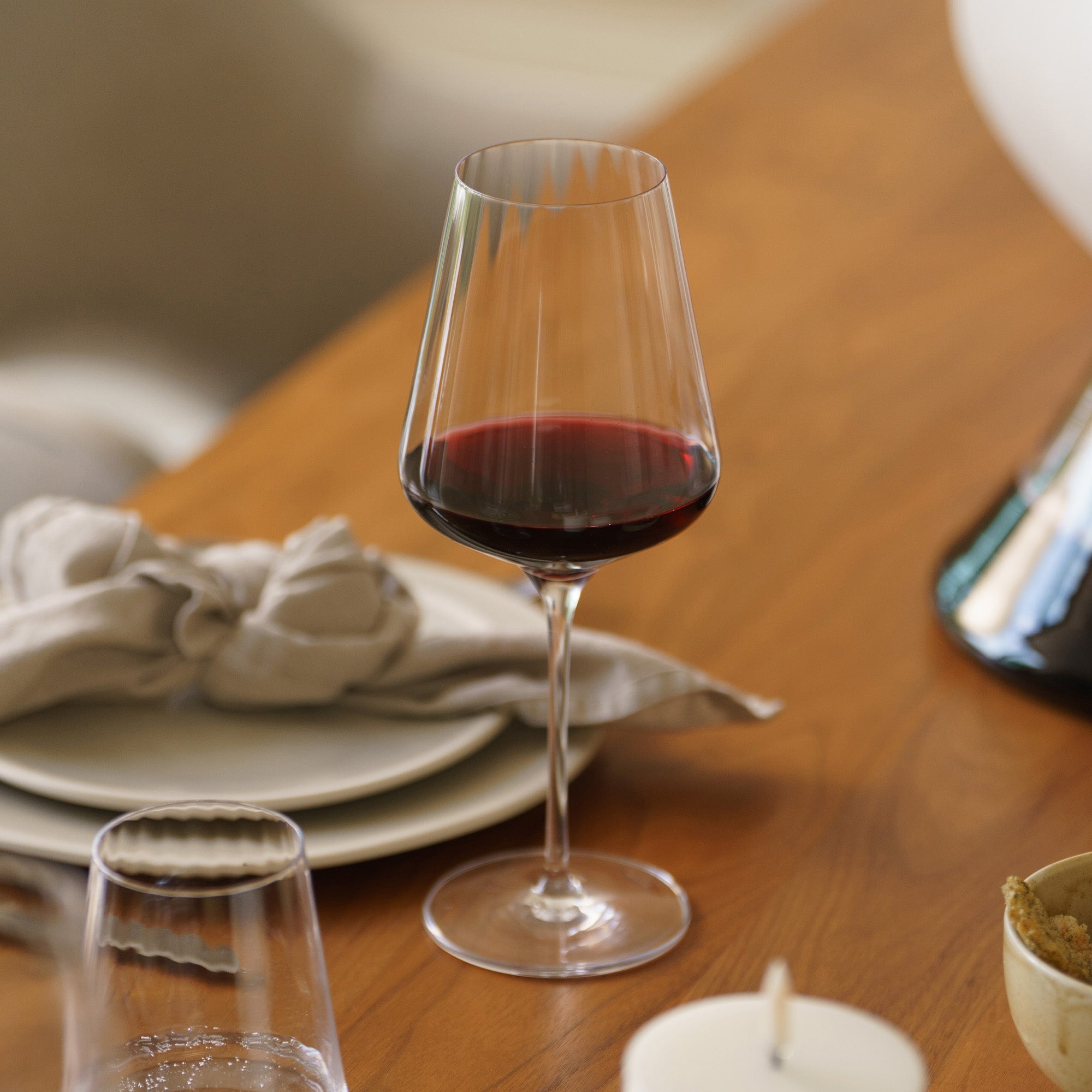 Eleganter Stölzle Lausitz Bordeauxkelch für Rotwein, ideal für jedes Dinner, Bordeauxkelch Set kaufen