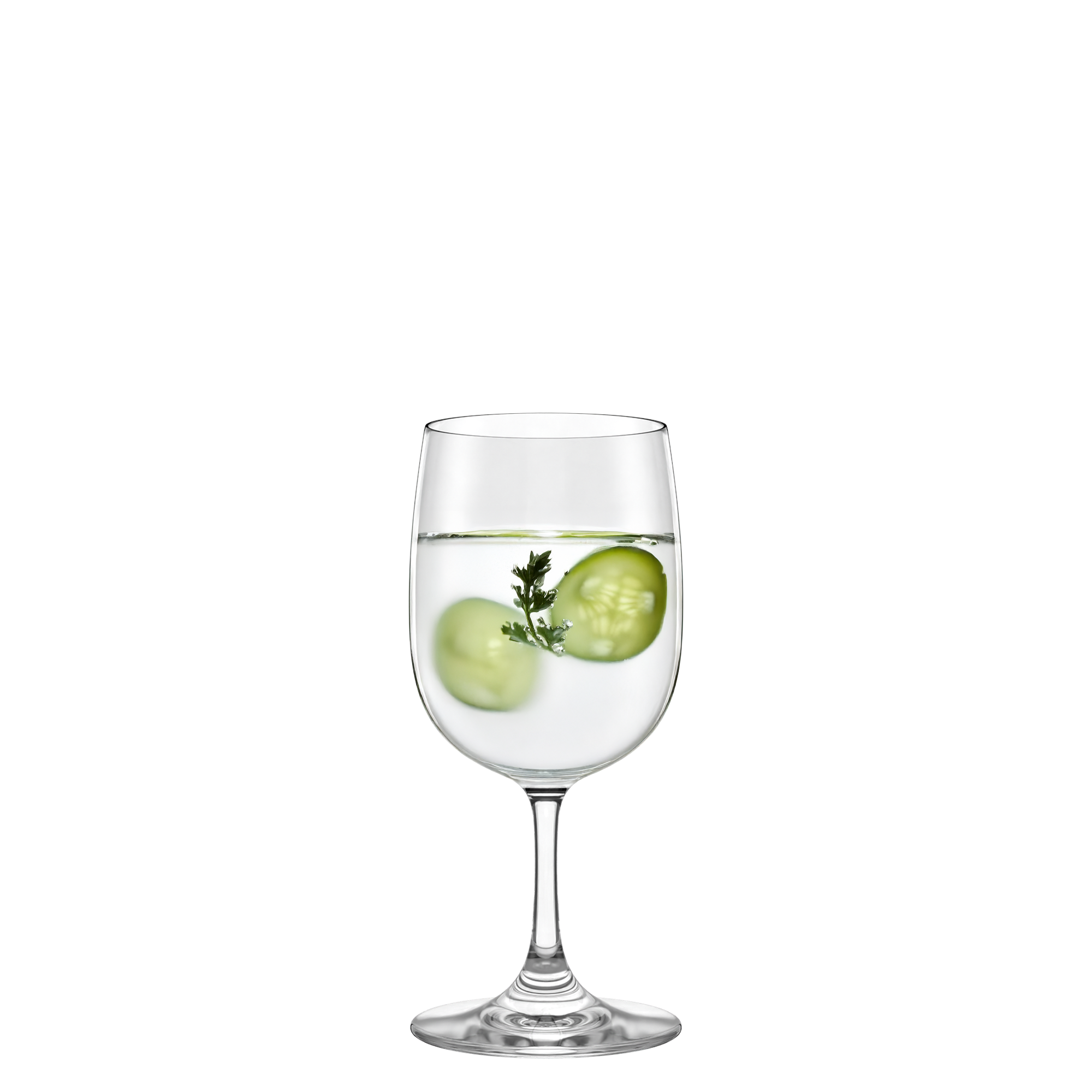 Elegantes Stölzle Lausitz Glas Made in Germany mit Wasser und Gurkenscheiben