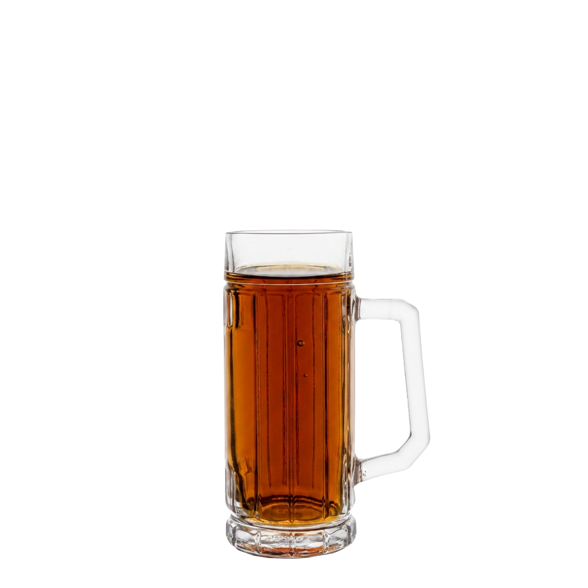 Oberglas Gambrinus Schnapsglas 40ml, gefüllt vor hellem Hintergrund