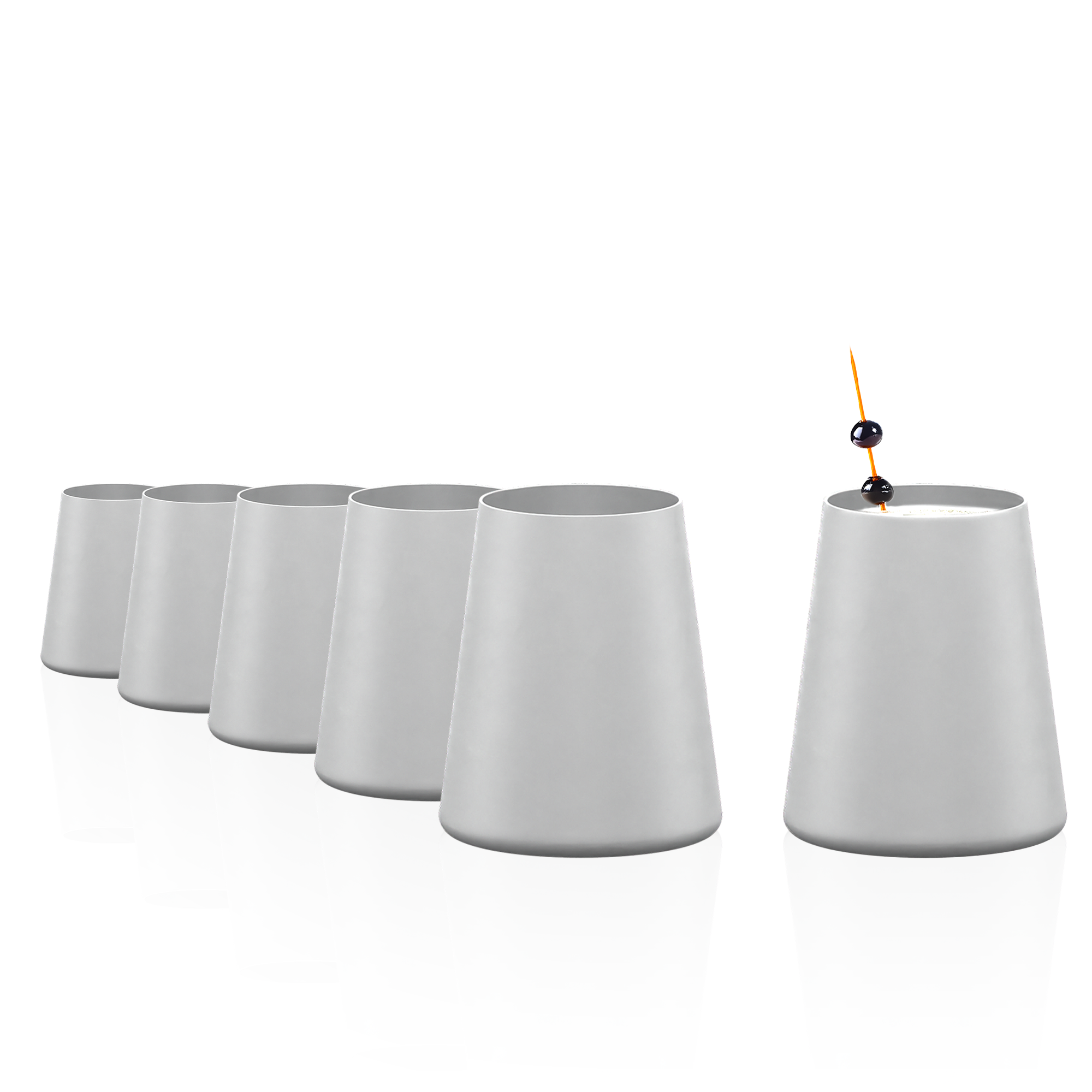 Sechser-Set Weiß Silber Becher aus Glas in elegantem Design, ideal für stilvolle Anlässe